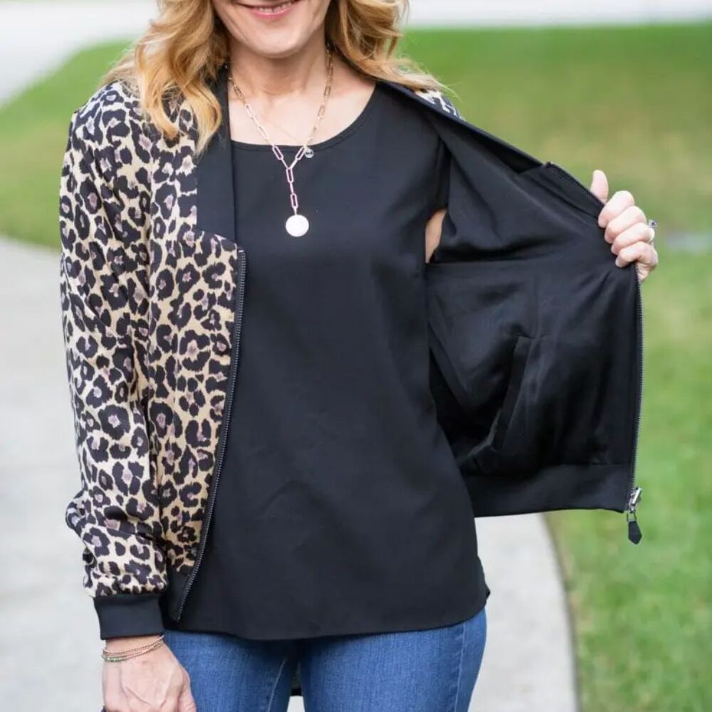 Stella & Dot Reversible Bomber Jacket Women XS Leopard Black Mobwife Grunge Edgy